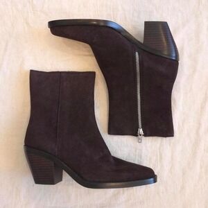 The Idris Side-Zip Ankle Boot - Size 8/ NY379